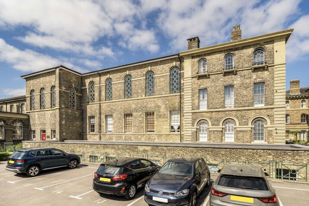 1 bed 1st Floor Flat for rent in Woolwich. From Conran Estates - Charlton 1 bed 1st Floor Flat for rent in Woolwich. From Conran Estates - Charlton