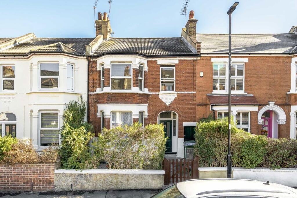 2 bed 1st Floor Flat for rent in Woolwich. From Conran Estates - Charlton 2 bed 1st Floor Flat for rent in Woolwich. From Conran Estates - Charlton