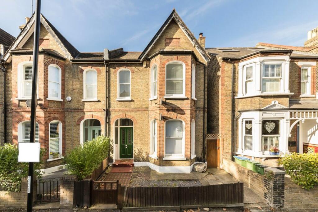 2 bed 1st Floor Flat for rent in Woolwich. From Conran Estates - Charlton 2 bed 1st Floor Flat for rent in Woolwich. From Conran Estates - Charlton