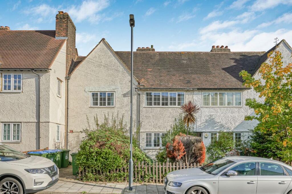 2 bed 1st Floor Flat for rent in Eltham. From Conran Estates - Lee