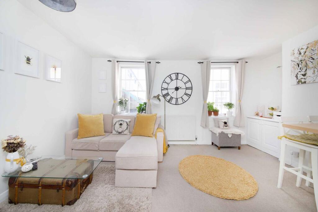 2 bed 1st Floor Flat for rent in Greenwich. From Conran Estates - Greenwich