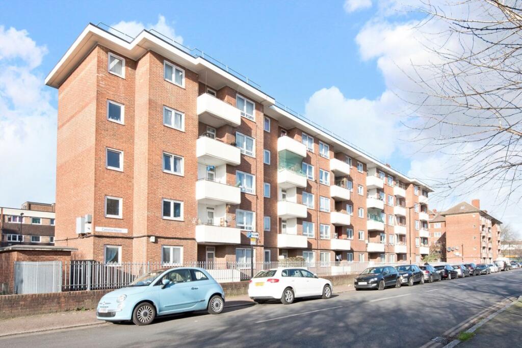 2 bed 1st Floor Flat for rent in Greenwich. From Conran Estates - Greenwich