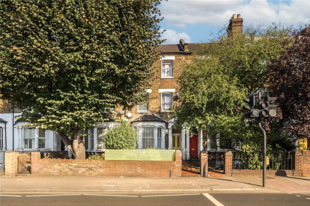 2 bed 1st Floor Flat for rent in Greenwich. From Conran Estates - Greenwich