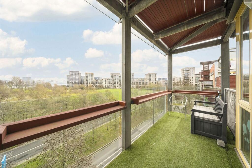2 bed 1st Floor Flat for rent in Greenwich. From Conran Estates - Greenwich