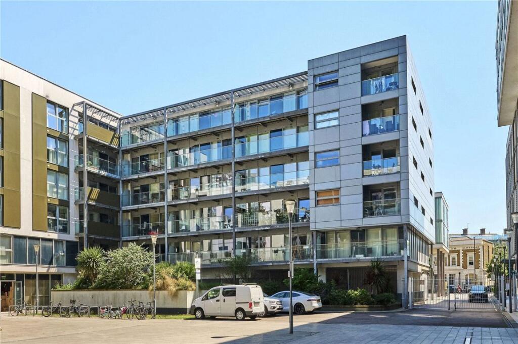 1 bed 1st Floor Flat for rent in Greenwich. From Conran Estates - Greenwich 1 bed 1st Floor Flat for rent in Greenwich. From Conran Estates - Greenwich