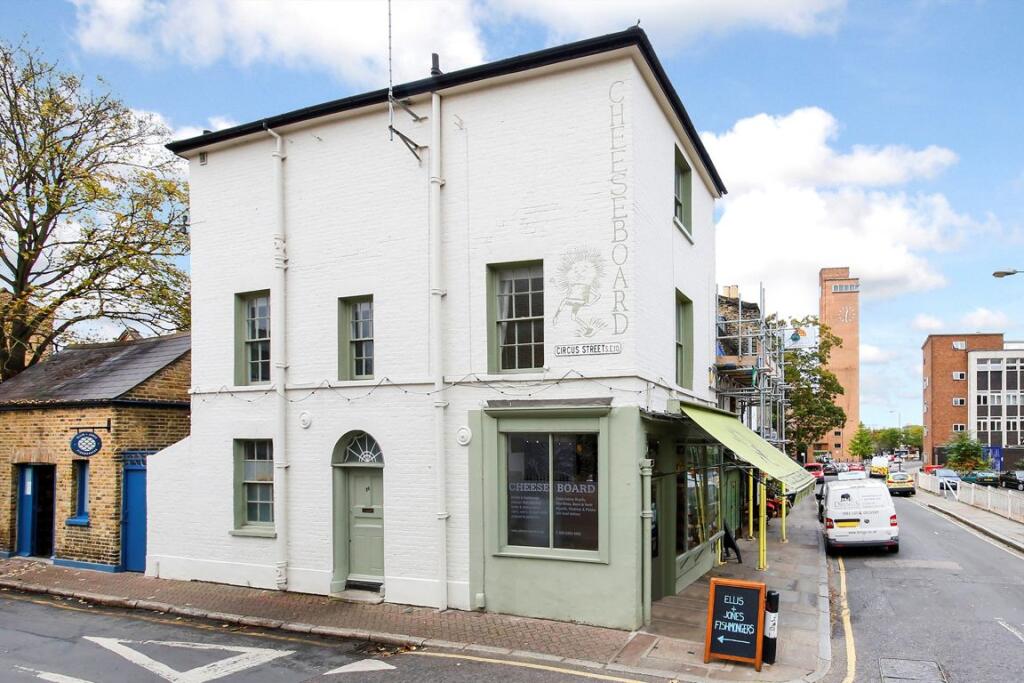 2 bed 1st Floor Flat for rent in Greenwich. From Conran Estates - Greenwich