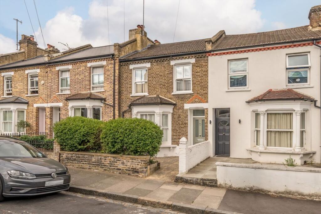 3 bed Mid Terraced House for rent in Greenwich. From Conran Estates - Greenwich 3 bed Mid Terraced House for rent in Greenwich. From Conran Estates - Greenwich