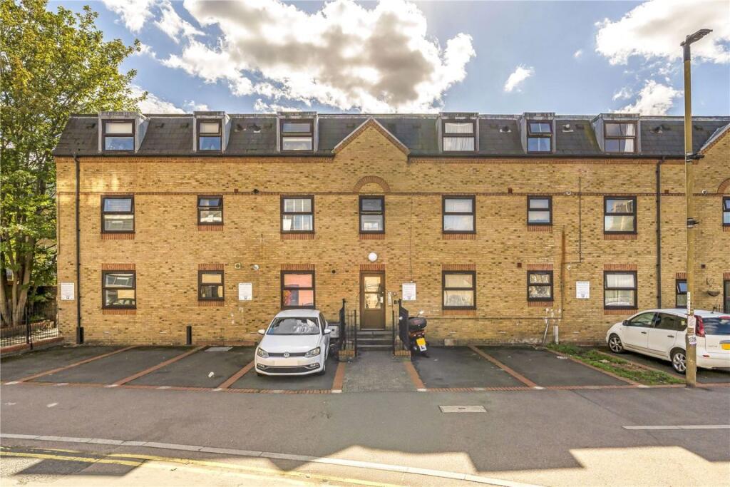 1 bed 1st Floor Flat for rent in Greenwich. From Conran Estates - Greenwich