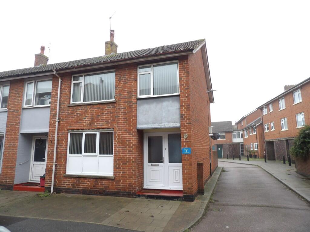 3 bed End of Terrace for rent in Harwich. From Compass One Stop Property Shop - Dovercourt 3 bed End of Terrace for rent in Harwich. From Compass One Stop Property Shop - Dovercourt