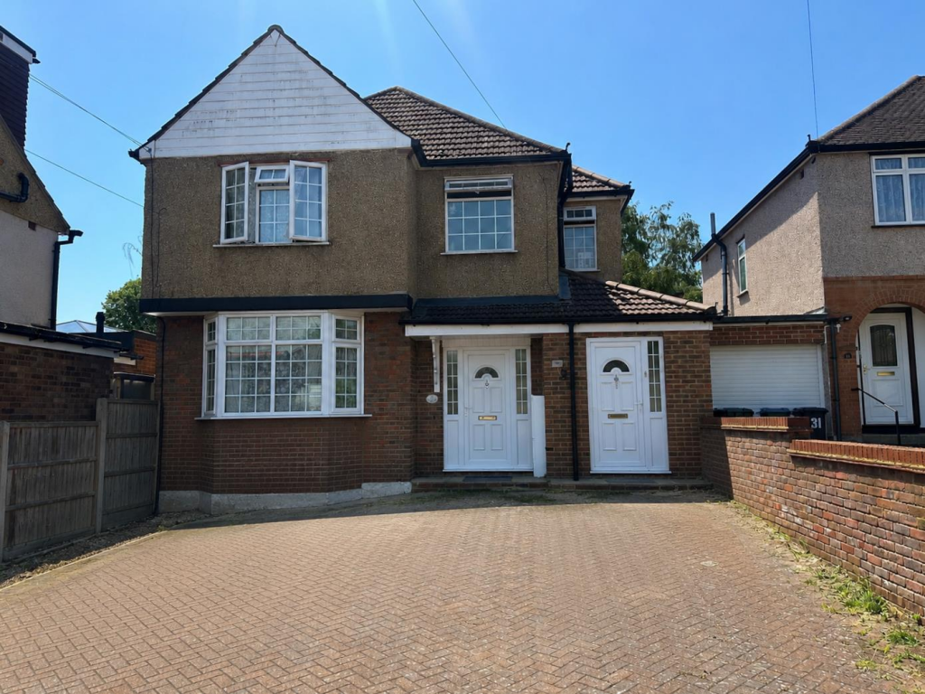 2 bed 1st Floor Flat for rent in Aldenham. From Coopers Estate Agents - Watford 2 bed 1st Floor Flat for rent in Aldenham. From Coopers Estate Agents - Watford
