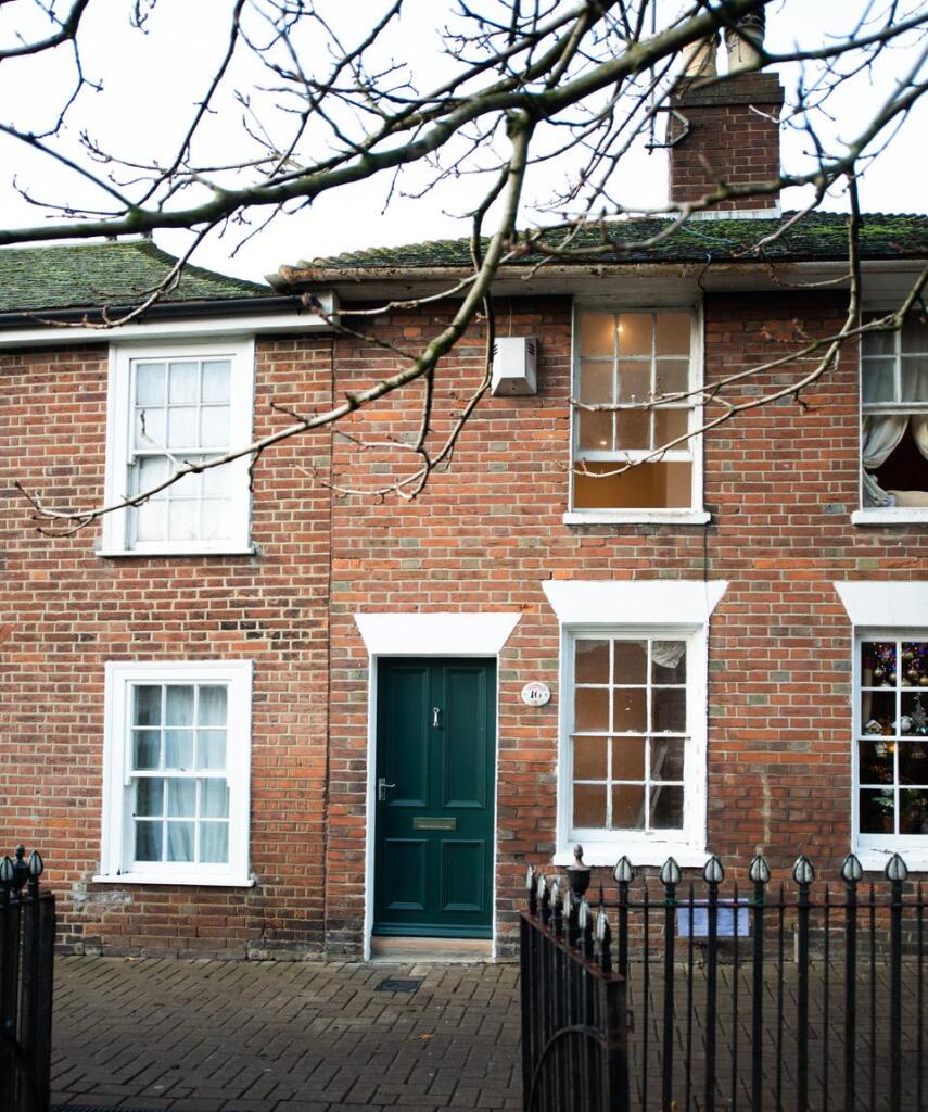 1 bed Detached for rent in Ashford. From Connells Lettings - Ashford