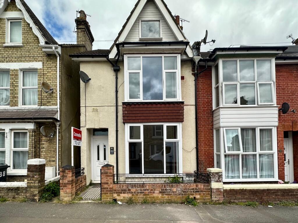 3 bed Detached for rent in Ashford. From Connells Lettings - Ashford 3 bed Detached for rent in Ashford. From Connells Lettings - Ashford
