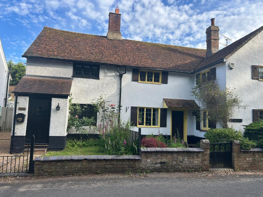 2 bed Cottage for rent in Tingrith. From Country Properties - Flitwick