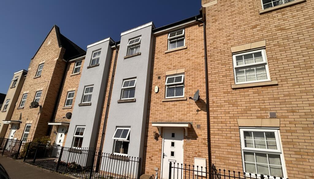 4 bed Town House for rent in St Neots. From Connells Lettings - Bedford 4 bed Town House for rent in St Neots. From Connells Lettings - Bedford