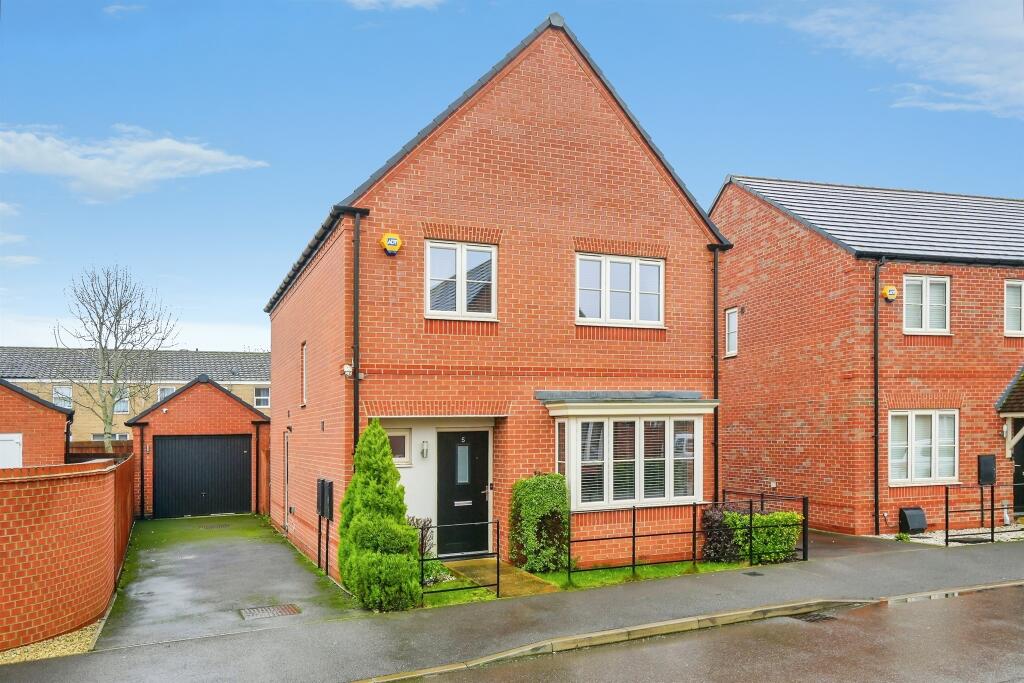 4 bed Detached for rent in Banbury. From Connells - Buckingham