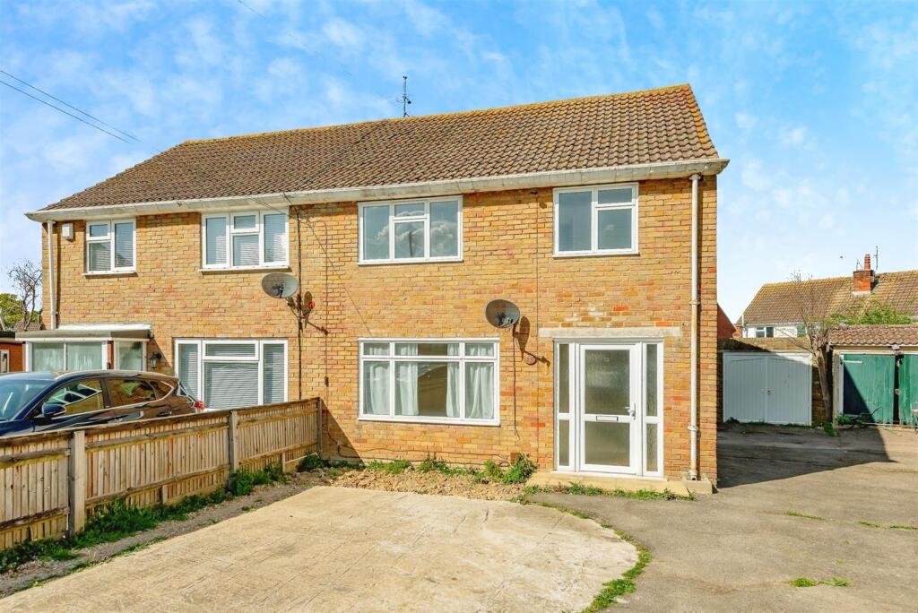 3 bed Semi Detached for rent in Ifieldwood. From Connells - Crawley