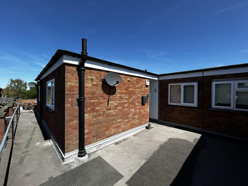 2 bed 1st Floor Flat for rent in Dunstable. From Connells Lettings - Dunstable