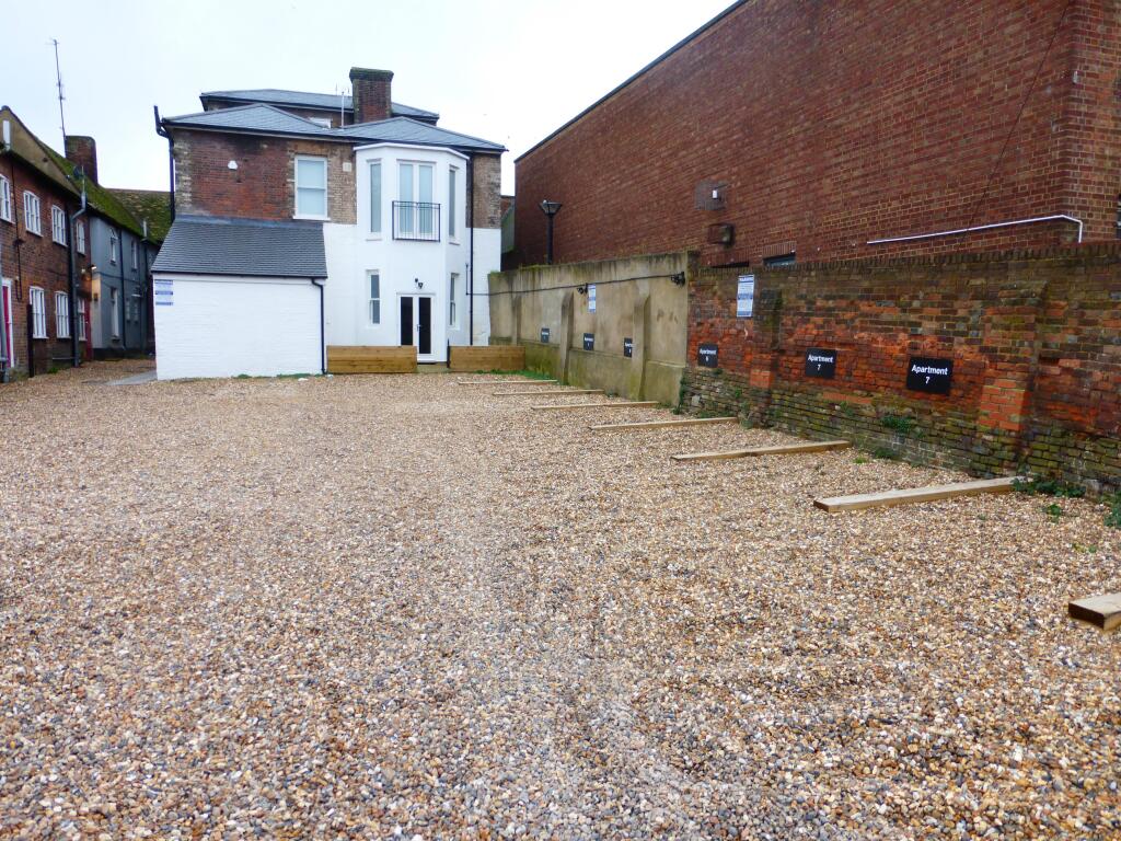 1 bed 1st Floor Flat for rent in Dunstable. From Connells Lettings - Dunstable