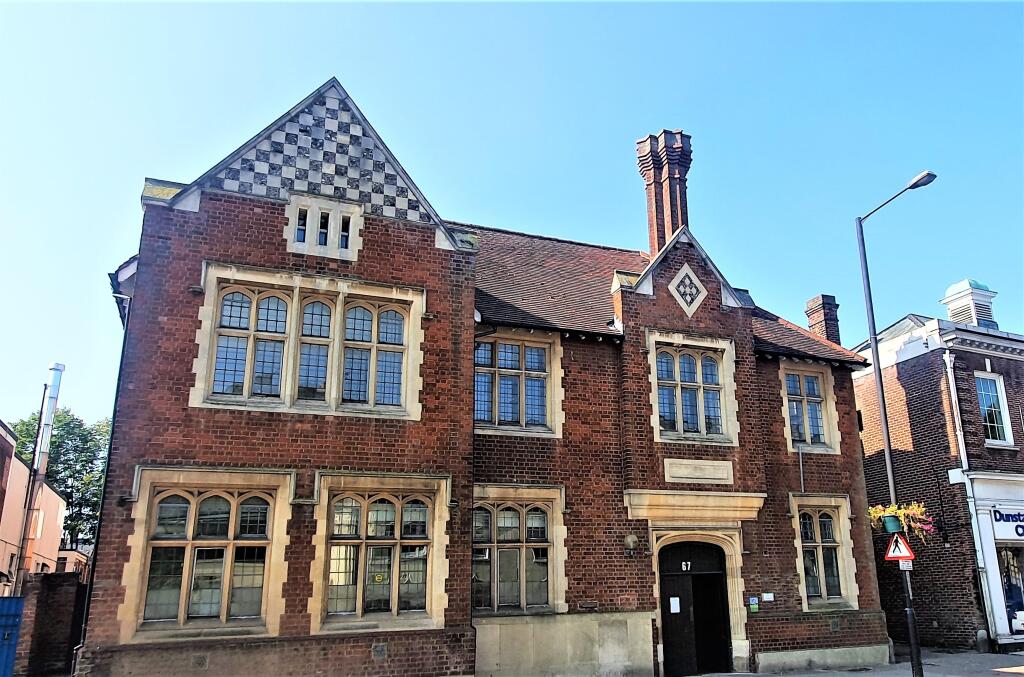 4 bed 1st Floor Flat for rent in Dunstable. From Connells Lettings - Dunstable