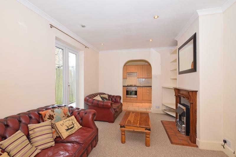 2 bed Flat for rent in Merton. From Credential