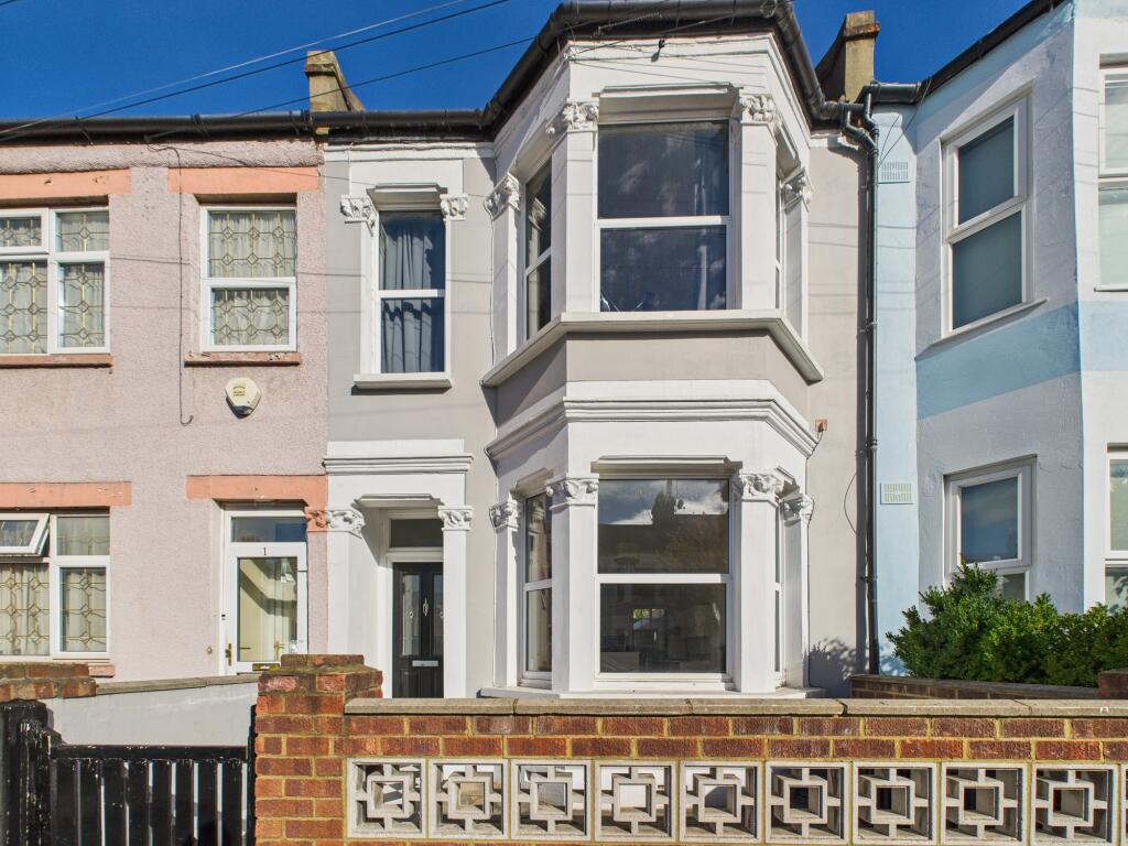 1 bed 1st Floor Flat for rent in Merton. From Credential - Tooting 1 bed 1st Floor Flat for rent in Merton. From Credential - Tooting