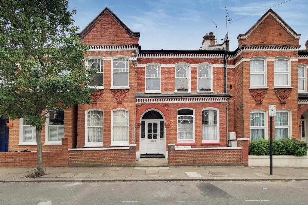 1 bed 1st Floor Flat for rent in Streatham. From Credential - Tooting 1 bed 1st Floor Flat for rent in Streatham. From Credential - Tooting