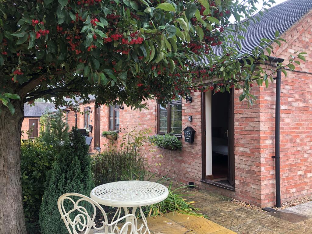 1 bed Detached for rent in Market Bosworth. From Connells Lettings - Hinckley