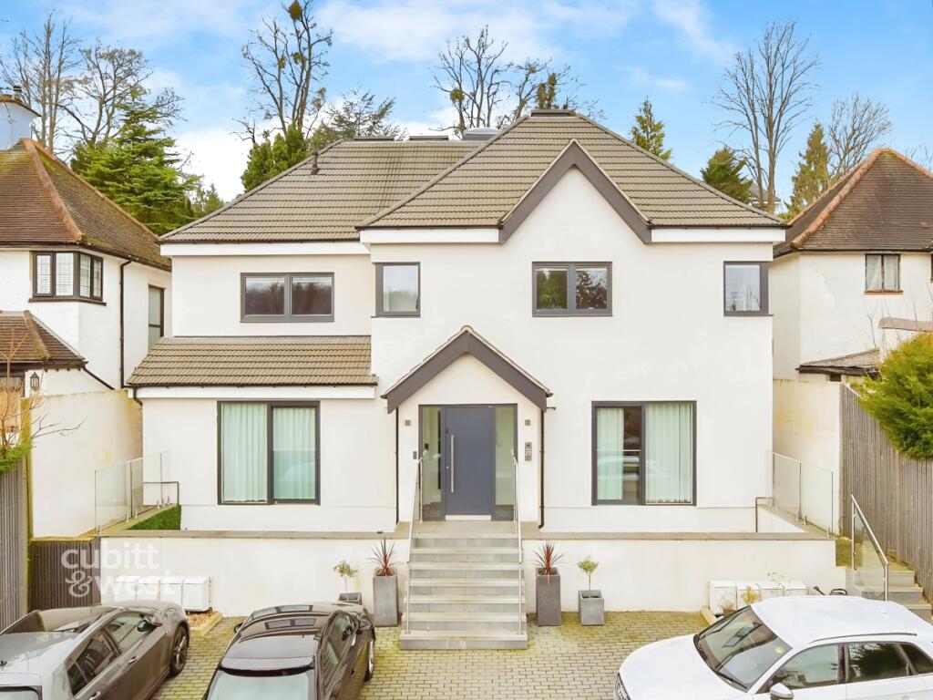 1 bed Apartment for rent in Purley. From Cubitt and West - Shirley