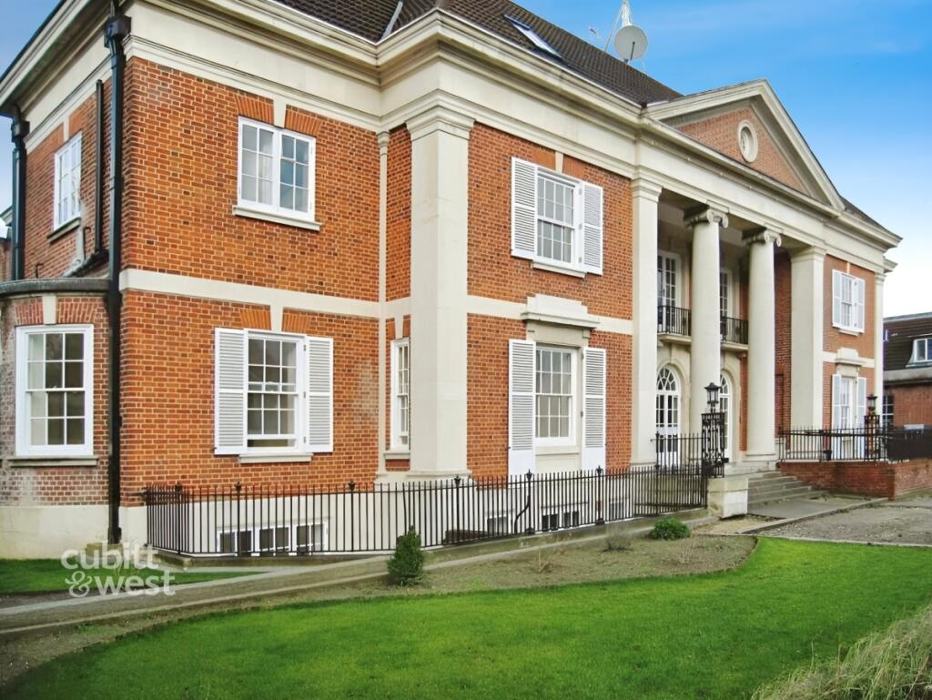 1 bed 1st Floor Flat for rent in Purley. From Cubitt & West - Shirley