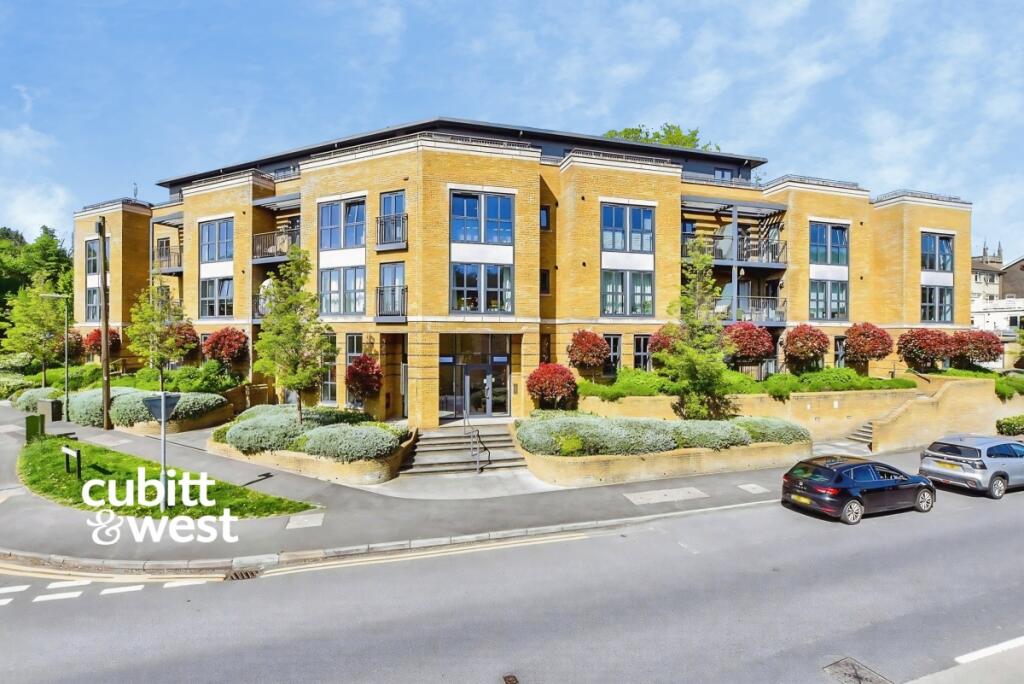 2 bed Apartment for rent in Caterham. From Cubitt & West - Shirley