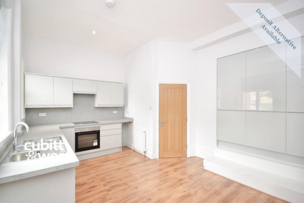 2 bed Apartment for rent in Purley. From Cubitt & West - Shirley 2 bed Apartment for rent in Purley. From Cubitt & West - Shirley