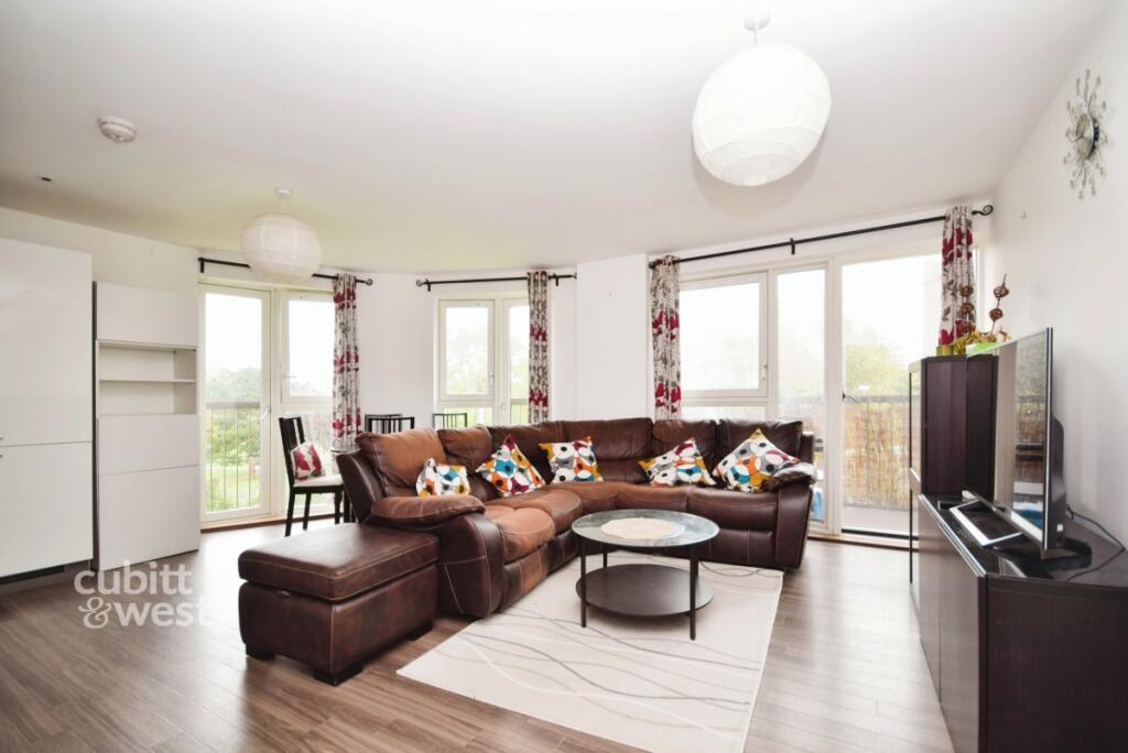 2 bed Apartment for rent in Croydon. From Cubitt & West - Shirley