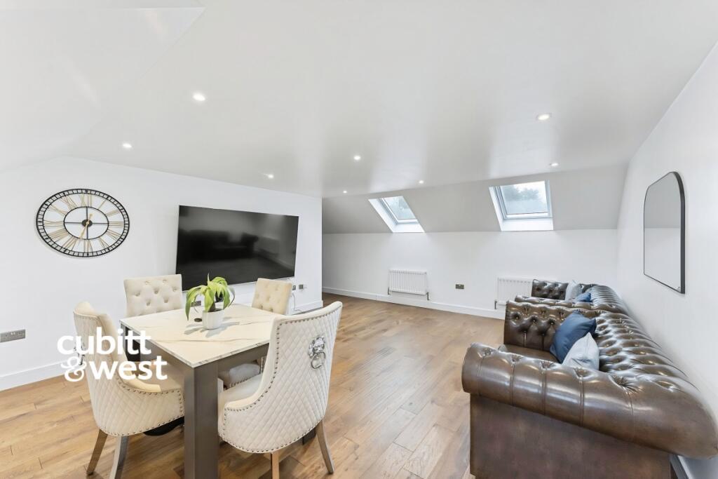 2 bed Apartment for rent in Purley. From Cubitt & West - Shirley