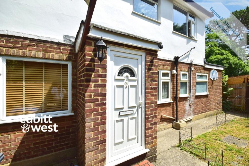 1 bed Annexe for rent in Purley. From Cubitt & West - Shirley