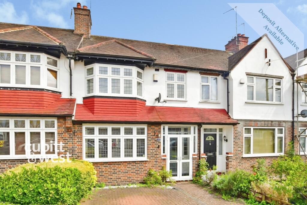 3 bed Mid Terraced House for rent in Purley. From Cubitt & West - Shirley