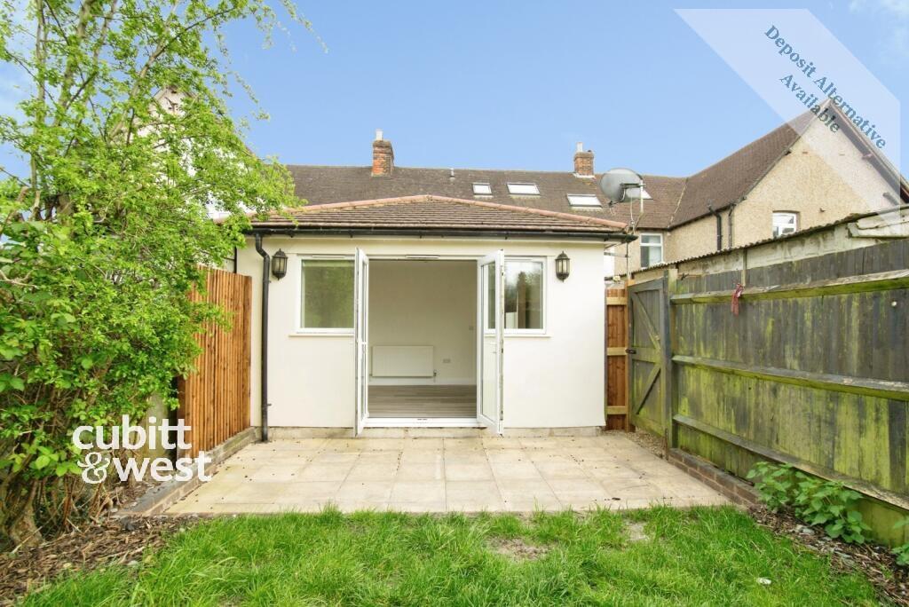 1 bed Detached bungalow for rent in Caterham. From Cubitt & West - Shirley
