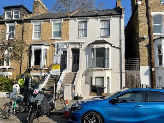 1 bed Apartment for rent in Hackney. From Burghleys Estate Agents - London