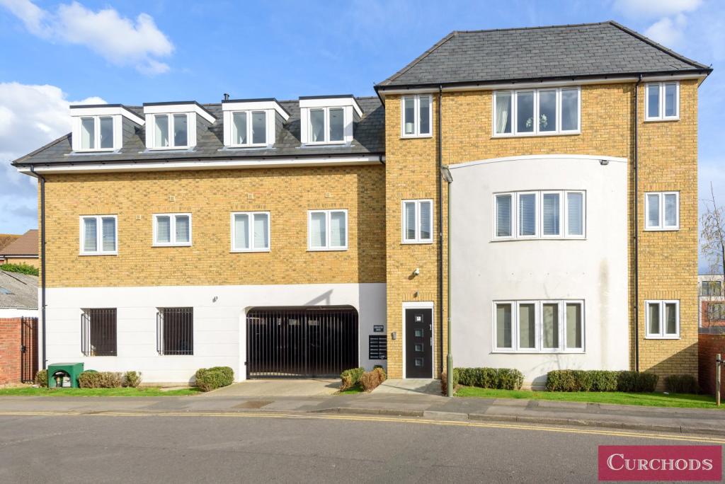 2 bed Flat for rent in Chertsey. From Curchods Estate Agents - Weybridge