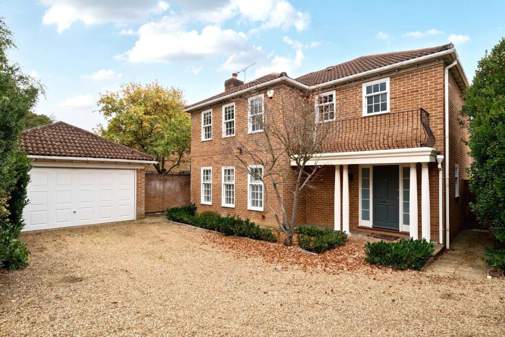 4 bed Detached for rent in Weybridge. From Curchods Estate Agents - Weybridge