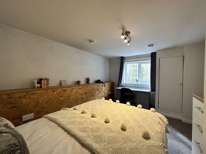 1 bed Mid Terraced House for rent in Brighton and Hove. From Coapt - Brighton