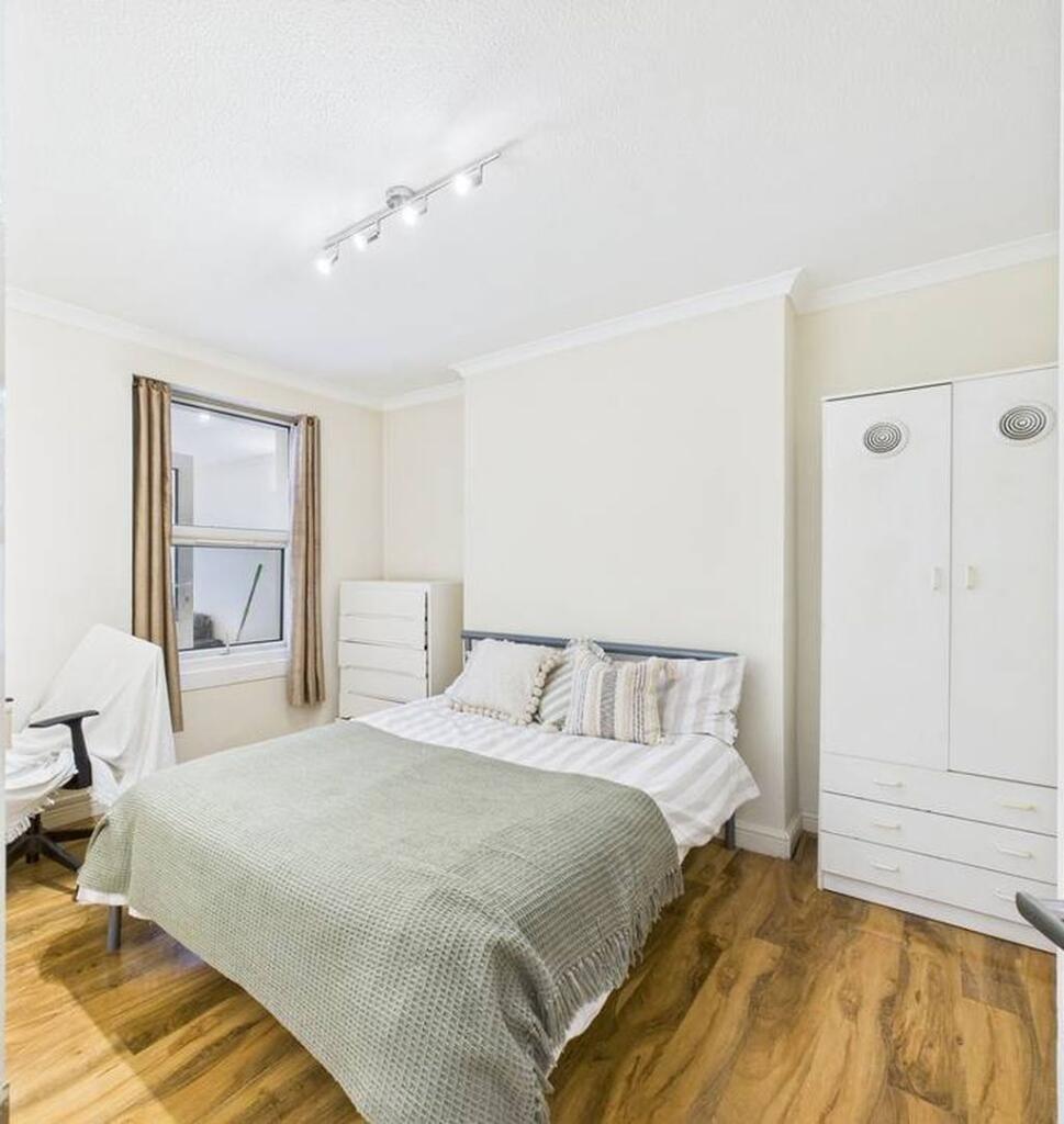 3 bed 1st Floor Flat for rent in Ovingdean. From Coapt - Brighton