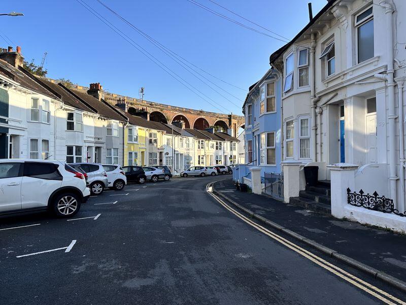 4 bed Mid Terraced House for rent in Brighton and Hove. From Coapt - Brighton