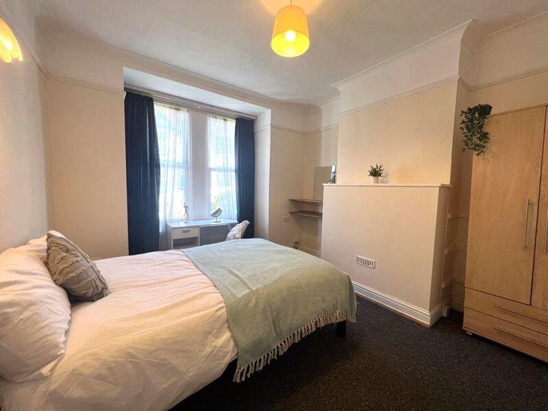 6 bed Mid Terraced House for rent in Ovingdean. From Coapt - Brighton
