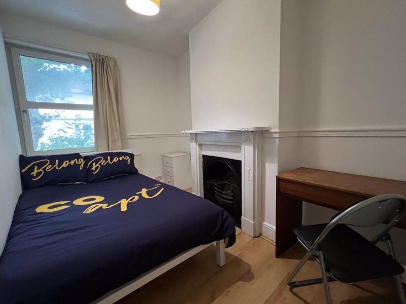 1 bed Mid Terraced House for rent in Brighton and Hove. From Coapt - Brighton 1 bed Mid Terraced House for rent in Brighton and Hove. From Coapt - Brighton