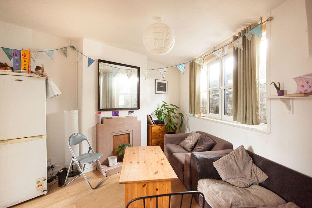 6 bed Mid Terraced House for rent in Ovingdean. From Coapt - Brighton 6 bed Mid Terraced House for rent in Ovingdean. From Coapt - Brighton