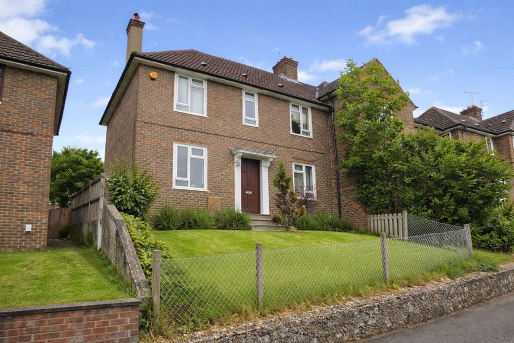5 bed Semi Detached for rent in Falmer. From Coapt - Brighton 5 bed Semi Detached for rent in Falmer. From Coapt - Brighton
