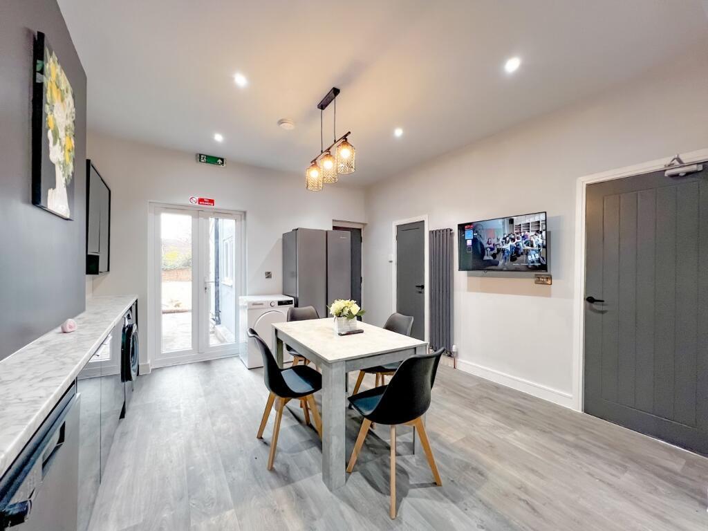 1 bed House Share for rent in Warmley. From Connells Lettings - Kingswood 1 bed House Share for rent in Warmley. From Connells Lettings - Kingswood