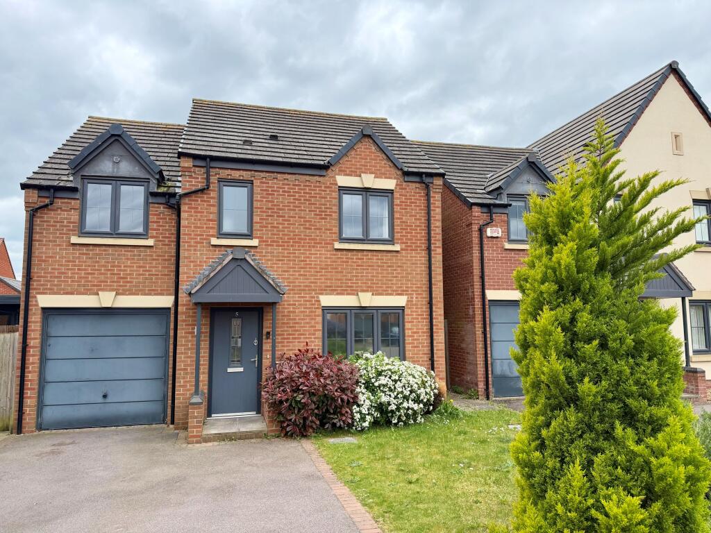 4 bed Detached for rent in . From Connells - Leamington Spa