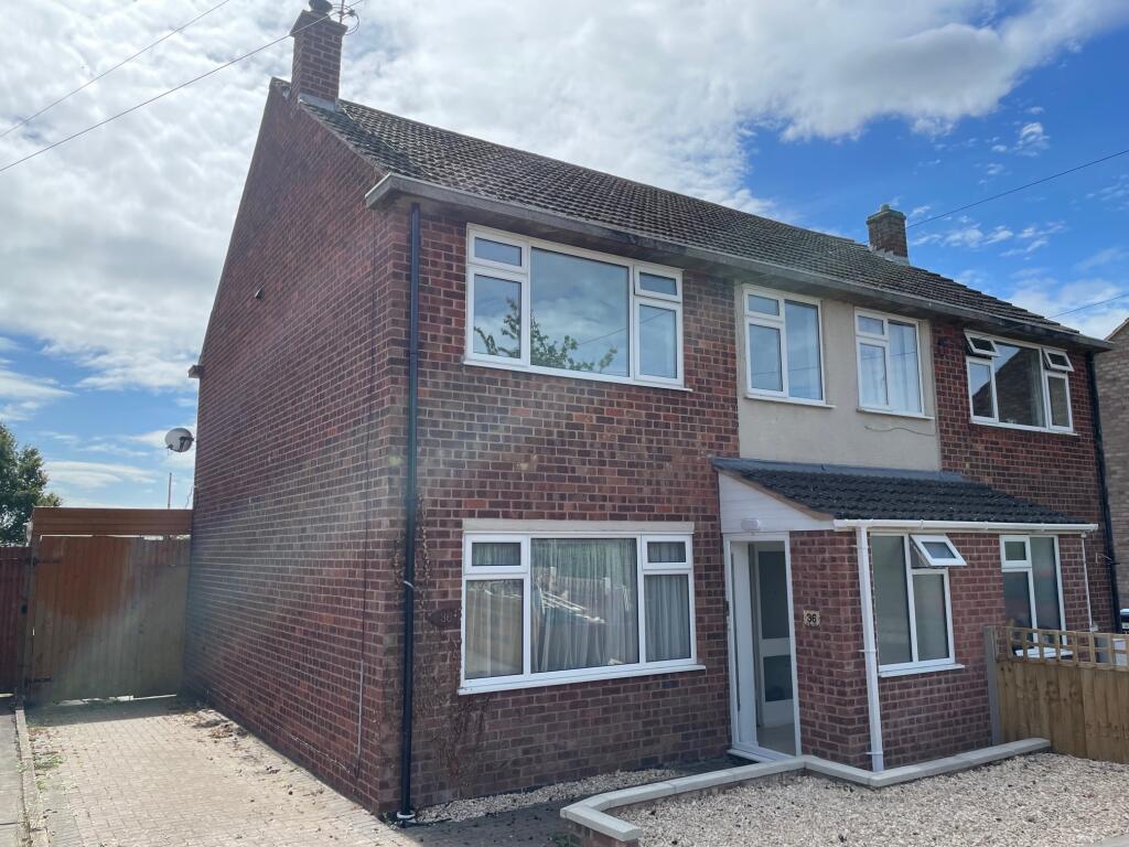 3 bed Semi Detached for rent in Southam. From Connells - Leamington Spa 3 bed Semi Detached for rent in Southam. From Connells - Leamington Spa