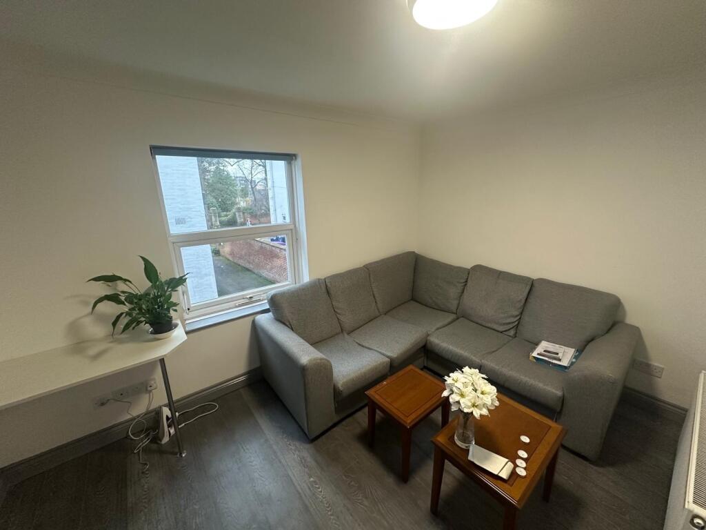 3 bed House Share for rent in Royal Leamington Spa. From Connells - Leamington Spa